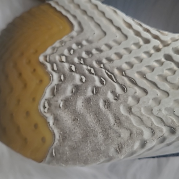 Nike epic react size 6.5 Y see pictures for condition - Picture 5 of 6